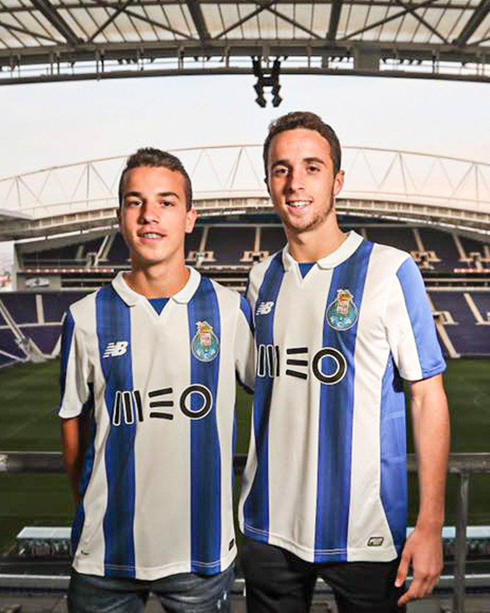 Diogo Jota’s brother André Silva, who was playing in the Portuguese second division, has also sadly passed away in the accident at 25 years old.
