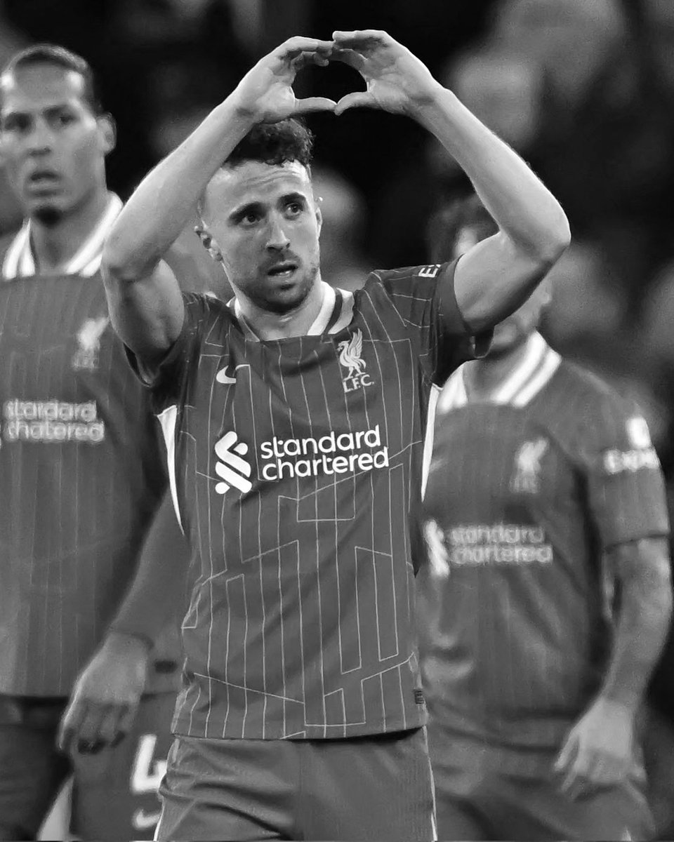 LiamKara's tweet photo. Ohhh he wears the number twenty ❤️

#YNWA https://t.co/qrh2u5J4po