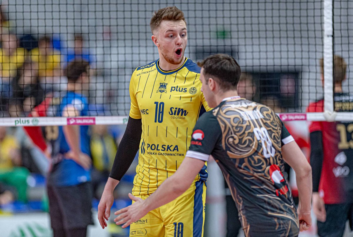 PlusLiga (@plusliga_) on Twitter photo 🔛 Remigiusz Kapica dołączył do beniaminka #PlusLiga <a href="/Chkschelm/">Chełmski Klub Sportowy</a>. 🏐
🗣️ Bardzo się cieszę, że w przyszłym sezonie będę reprezentował barwy InPost ChKS Chełm. To świetne doświadczenie być częścią historii, która pisze się w chełmskiej siatkówce
Więcej 👉 plusliga.pl/news,ze-spadko… 🔛 Remigiusz Kapica dołączył do beniaminka #PlusLiga <a href="/Chkschelm/">Chełmski Klub Sportowy</a>. 🏐
🗣️ Bardzo się cieszę, że w przyszłym sezonie będę reprezentował barwy InPost ChKS Chełm. To świetne doświadczenie być częścią historii, która pisze się w chełmskiej siatkówce
Więcej 👉 plusliga.pl/news,ze-spadko…