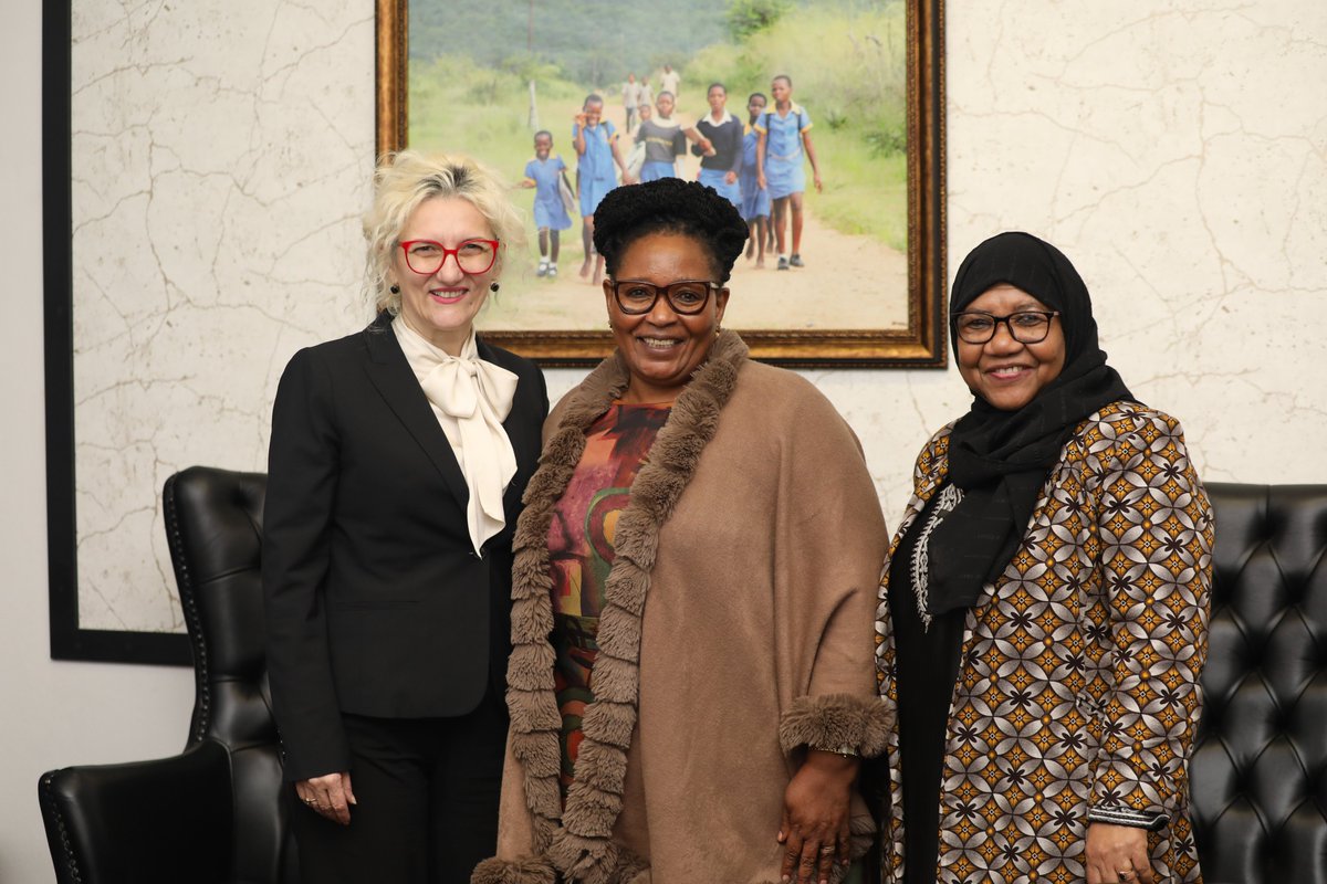 Unicef_Swazi's tweet image. UNICEF RD-Etleva Kadilli & UNICEF Rep. met @EswatiniDPM to strengthen action for children. Appreciated strong partnership on child wellbeing called for urgent action to end VAC & GBV ,encouraged leadership in implementing National Plan of Action for Children #ForEveryChild