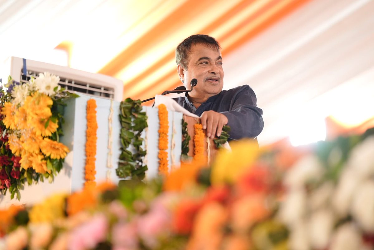 Nitin Gadkari tweet media