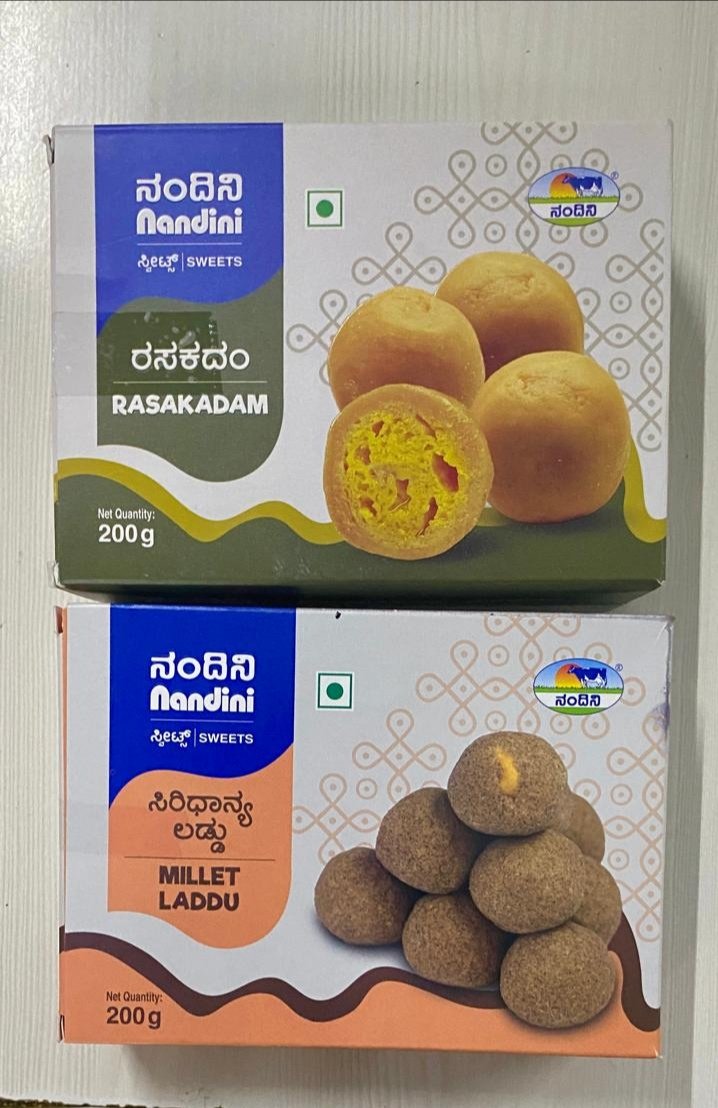 bijoyghosh70's tweet image. Nandini from the Karnataka Milk Federation has recently opened two outlets in Chennai, taking on the  competition from Aavin  and private players like Hatsun Agro, Dodla and Heritage. @businessline @kmfnandinimilk @AavinTN @sreekriss0412 @HATSUNAGRO