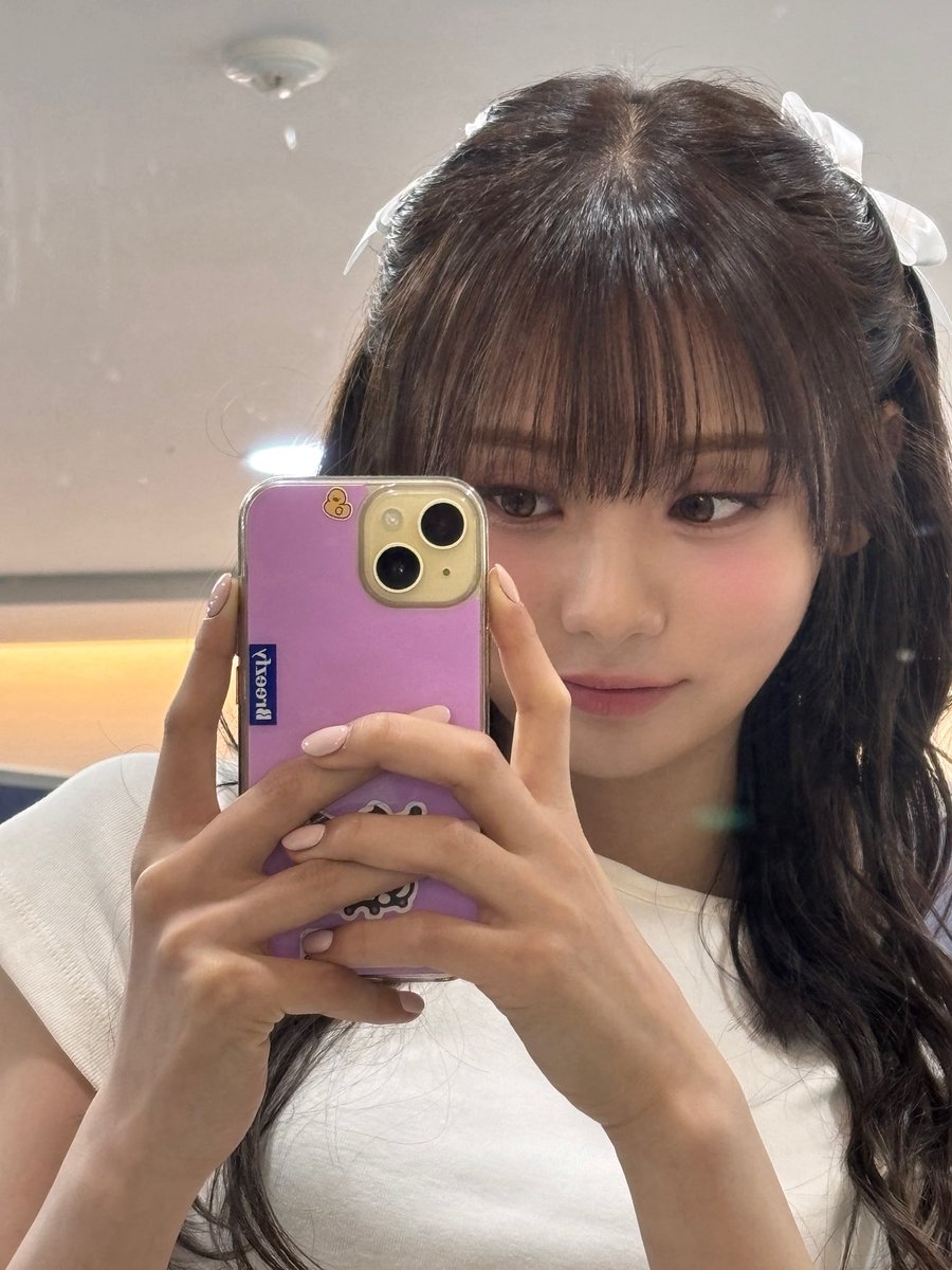 hyeonjujoha's tweet photo. 언제이렇게여자가된겅데 https://t.co/nTCBOicirF