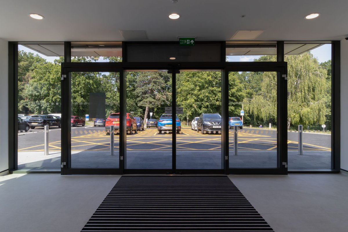 We’re proud to have recently completed the installation of new <a href="/Technal/">Technal</a> Tental curtain walling and Tormax    automatic doors at the Block A Imaging Entrance, Queen Mary’s University Hospital for <a href="/bauvill/">Bauvill</a>  &amp; <a href="/OxleasNHS/">Oxleas NHS</a>  
#Technal #CurtainWall #NHS #Construction