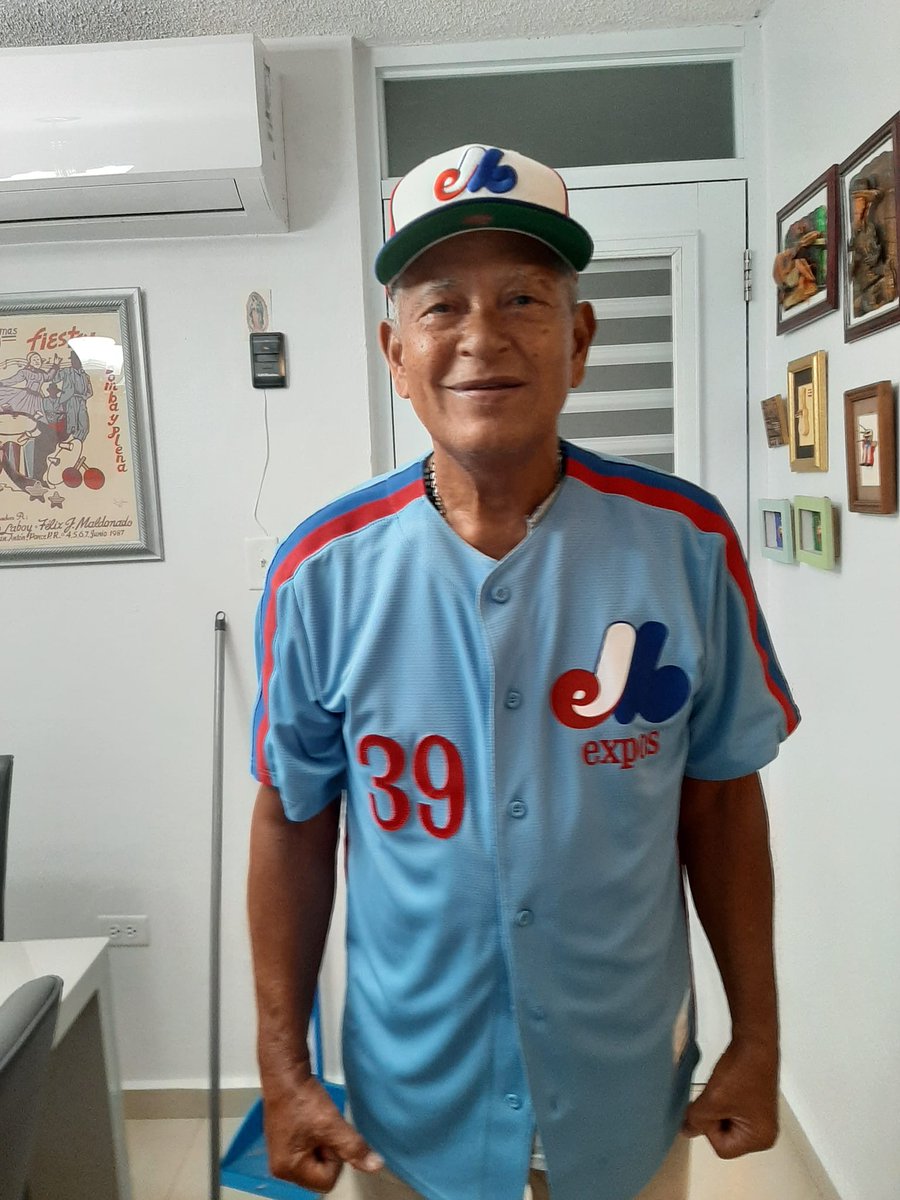 It's No. 85 today for the revered Coco Laboy. Happy birthday.
A member of the #expos from 1969-73.
He hit 18 homers and drove in 83 runs in 1969 and should have won the ROY award in the National League but somehow Ted Sizemore won it.