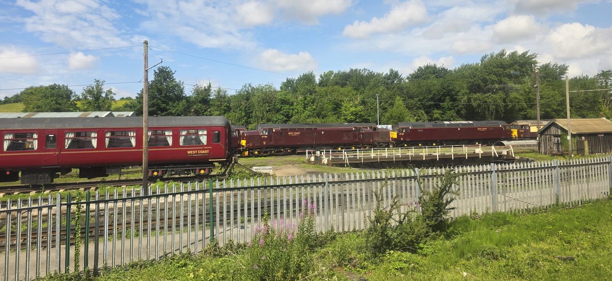 Capt. Osbert Twinge, Bt. KCB. tweet media