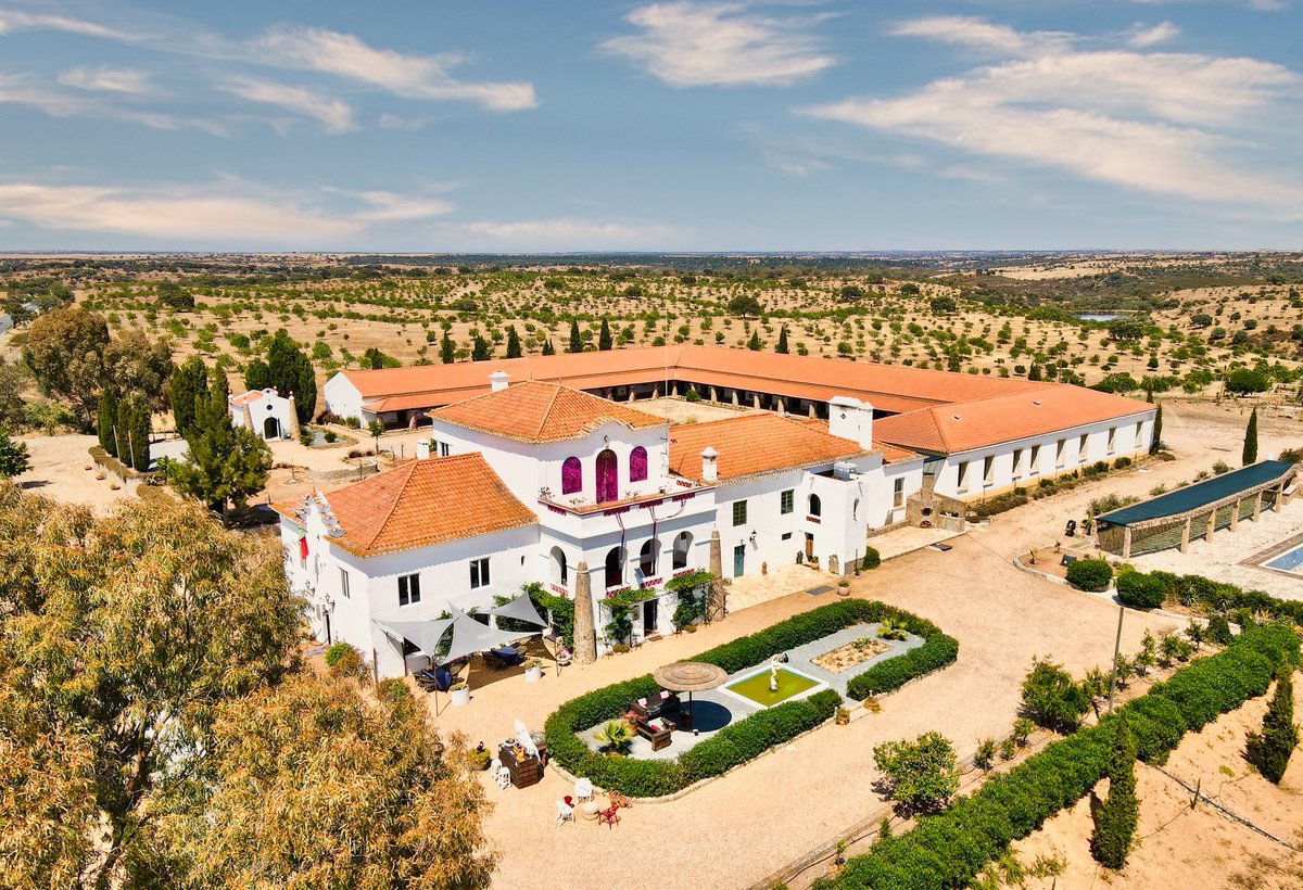 Discover New Camping Destinations! 

Check out amazing spots on Camperguru, from lakeside retreats to hidden off-grid gems. Wake up to stunning views and enjoy cooking under the stars by clear waters. 😍

Ready for an adventure? Explore now: camperguru.com/new-spots