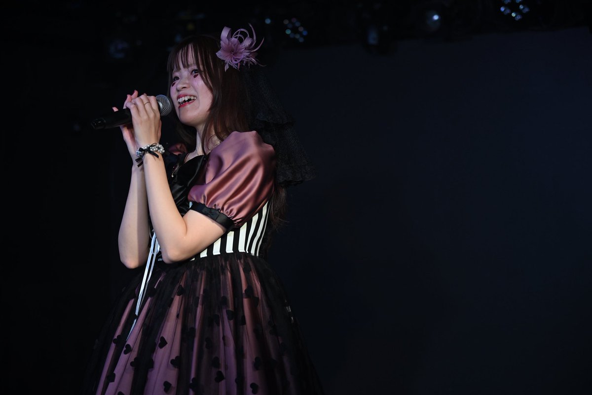 ⭐️ライブ告知⭐️
《Cristal Live vol.8》
8月3日(日)2部制

1部:開場10:45/開演11:00(予定)
※開場、開演等変更の可能性あり
📍池袋Lavis
💰前売2500円/当日3000円(各+1D)
DD指名:1000円(１演者様毎)

1部百桜えりか/七瀬朝香/まいか
Sunぱーせんと/玉樹凜久/月影ひかり
桜田英茉/乙羽ゆか/マナマナ…