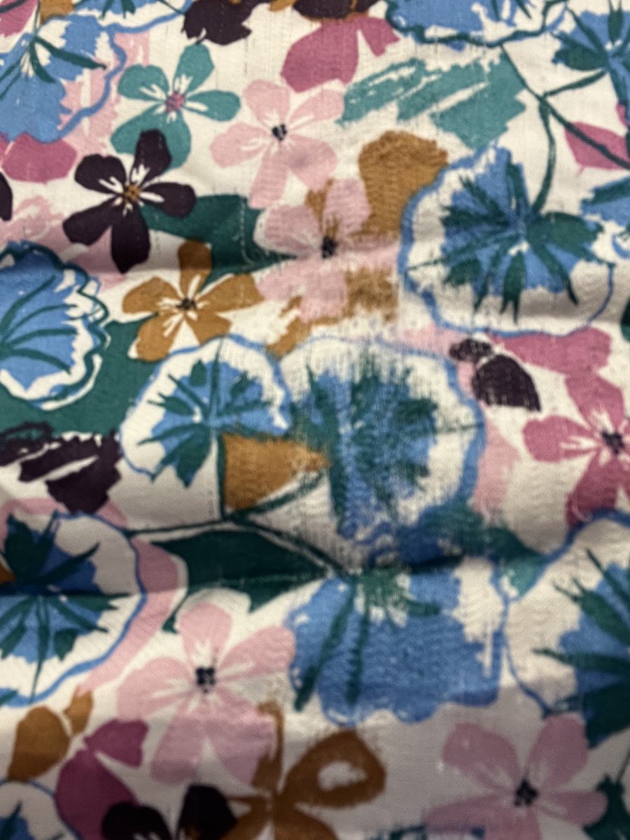 Ruleep's tweet photo. ⁦@seasaltclothing⁩ really disappointed that on first wear(2hrs) the fabric has not coped with simply wearing. Doesn’t bode well for the 2nd one I have in the wardrobe. Can anything be done please? https://t.co/ULiLE4RXmO
