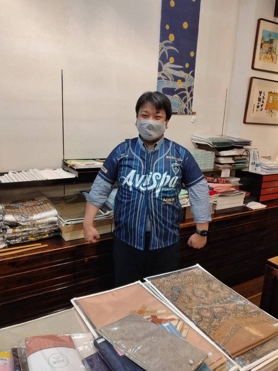 30周年記念ベースボールシャツ着用協力先のご紹介】 #新天町商店街 様