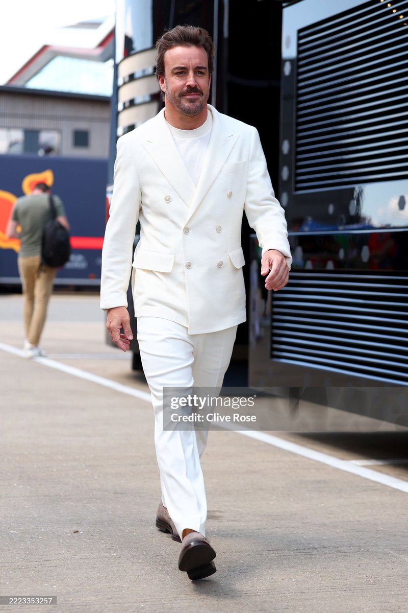 NanoGrifo tweet media