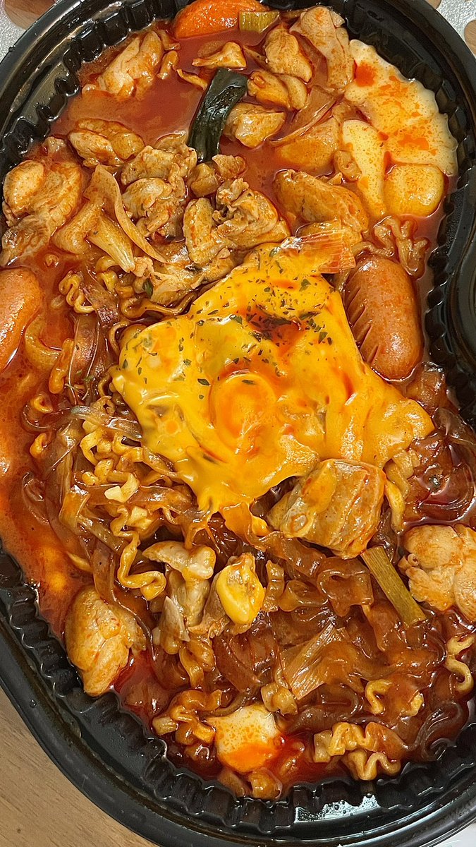 purineatforever's tweet photo. 불닭로제찜닭의 아름다운 자태 https://t.co/XMD4smRelK