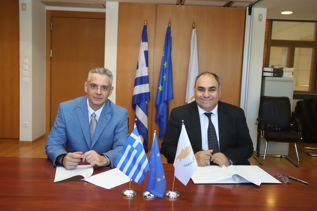 Cyprus in Greece tweet media