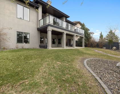 MichaelPavoneRE's tweet photo. JUST SOLD
2417 Tegler Green
Terwillegar Towne
$1,459,000

Walkout bungalow with heated driveway and side entry heated triple car garage
4,400 sq. ft. of total living space
Infloor heating throughout home, garage, and driveway https://t.co/XzohsymOio