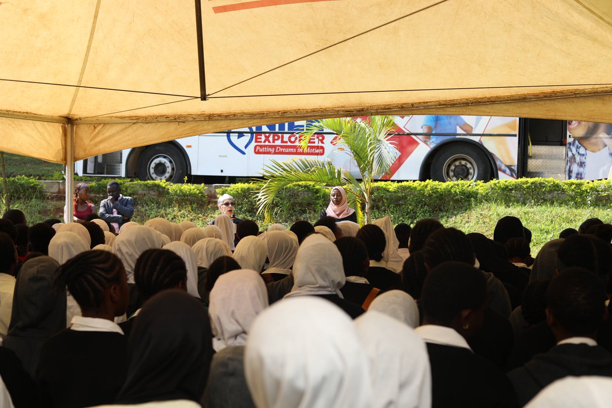 The Nile Explorer Bus 6.0 tweet media