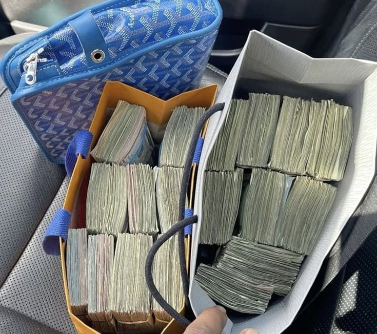 I am financially blessed with overflowing CASH.

Drop "888" to claim it!!!