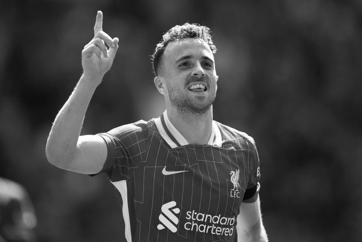 NeilMellor33's tweet image. Tragic news💔
Can’t believe it. Devastating. Shocking. 
Rest in Peace Diogo 🕊️ 🙏 #RIP #YNWA