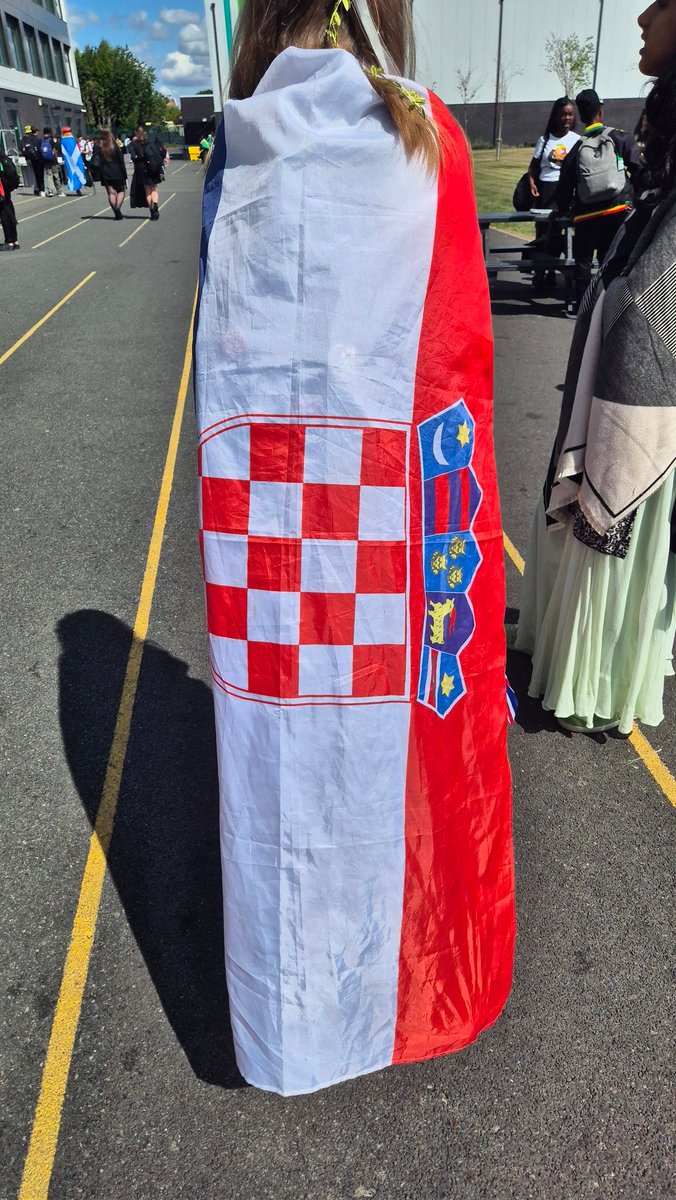 Some excellent flags from around the world being worn at break time 🌎  A great addition to our cultural day, celebrating family heritage!