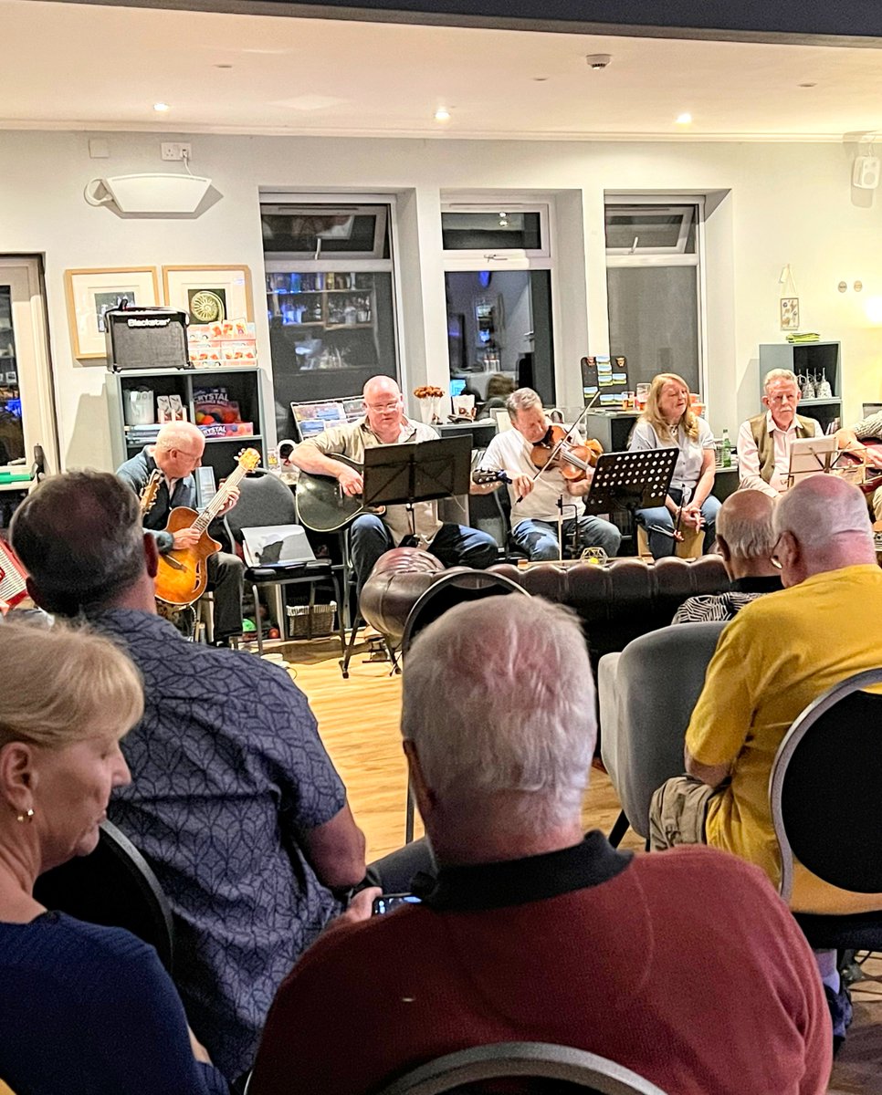 Our favourite Friday tradition returns tomorrow 🎻

Live traditional music in the Shuna Room from 9.30pm. Local musicians. Great atmosphere. Tunes you can’t help but tap along to. Who's coming?