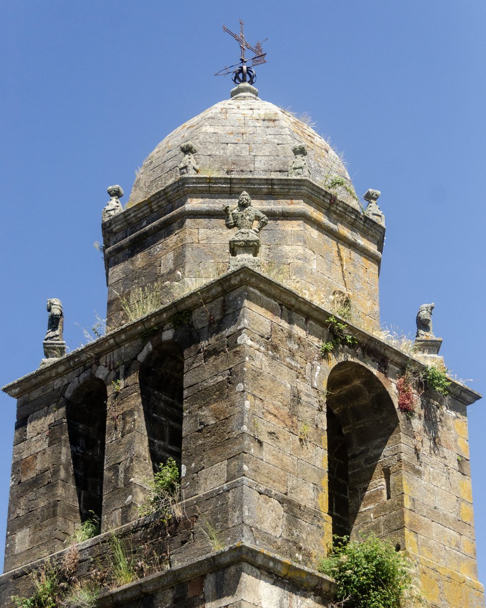 CyLEsVida's tweet photo. La iglesia de Santo Tomás de Otero de Sanabria se levantó en estilo románico sobre un anterior templo visigodo, aunque la arquitectura actual se remonta al siglo XVIII.
@ZamoraSpain https://t.co/9cfHhHmQvU