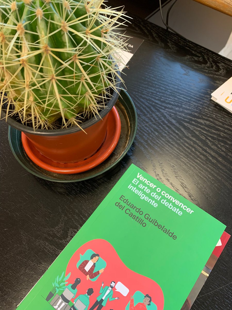 En «Vencer o convencer. El arte del debate inteligente», Eduardo Guibelalde del Castillo explora el arte del debate constructivo, coherente y respetuoso, ¡y lo tenemos disponible ya en nuestra tienda online!