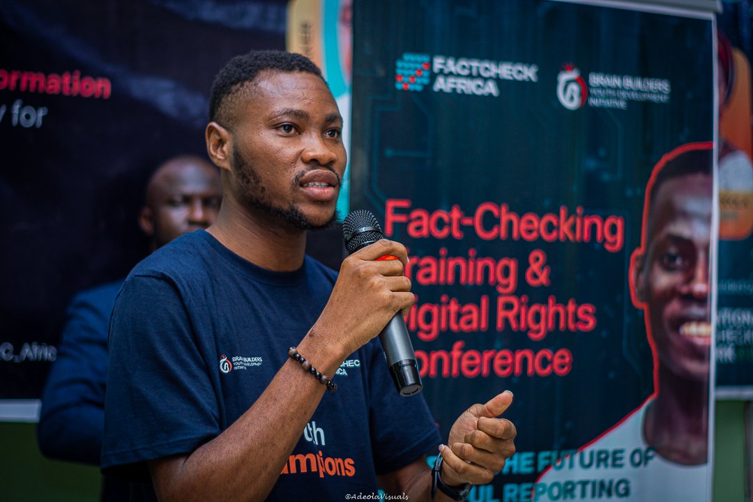 FactC_Africa's tweet photo. 🎉Happy Birthday to our very own @Oluuwaseye - a powerhouse of productivity, creativity, and excellence.

Your work continues to shape our mission and impact, Seye. Here’s to more wins, more truth, and more cake. Happy Birthday!🎂

#TeamFCA #HappyBirthdaySeye https://t.co/I1qwc8hgpu