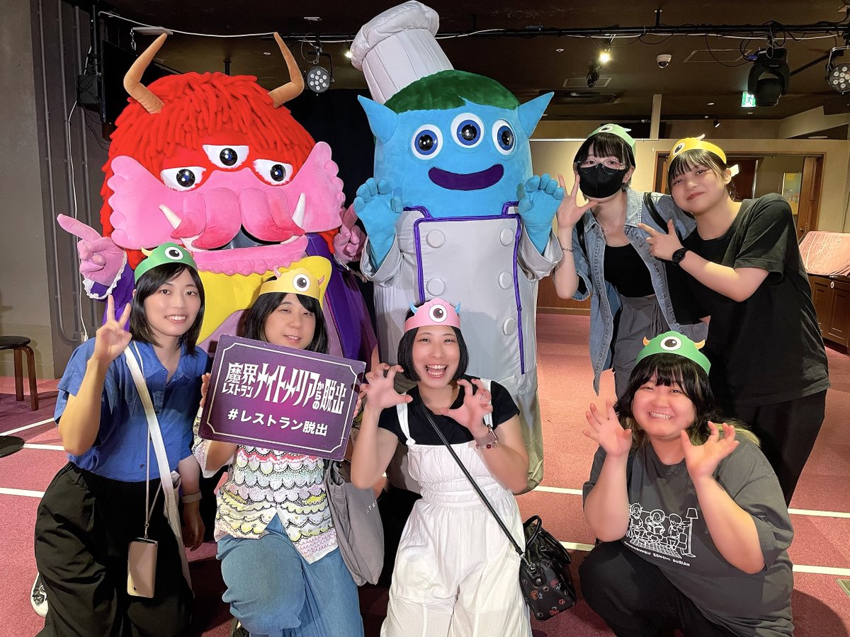 rabeeiit's tweet photo. #レストラン脱出
楽し可愛すぎ脱出でした🙌
キャラクターってなんでこんなに笑顔と癒しと愛しさを与えてくれるんだろう🥹🩵❤️
更にショーもしてくれて、掛け合い手遊びもあって、ディズニー気分まで味わえる最高なリア脱でした🥰
謎も解きやすい&amp;アハ体験出来て、総じて大満足〜！👾🎶 https://t.co/40RUfRAWZQ