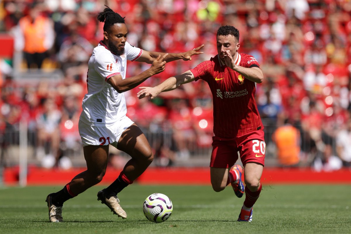 El Sevillista (@elsevillistacom) on Twitter photo 📰 El Sevilla lamenta el fallecimiento de Diogo Jota
#️⃣ #SevillaFC #TDSDeporte
✍🏼 <a href="/Erick18SFC/">Erick Pérez</a>
🔗 elsevillista.es/2025/07/el-sev… 📰 El Sevilla lamenta el fallecimiento de Diogo Jota
#️⃣ #SevillaFC #TDSDeporte
✍🏼 <a href="/Erick18SFC/">Erick Pérez</a>
🔗 elsevillista.es/2025/07/el-sev…