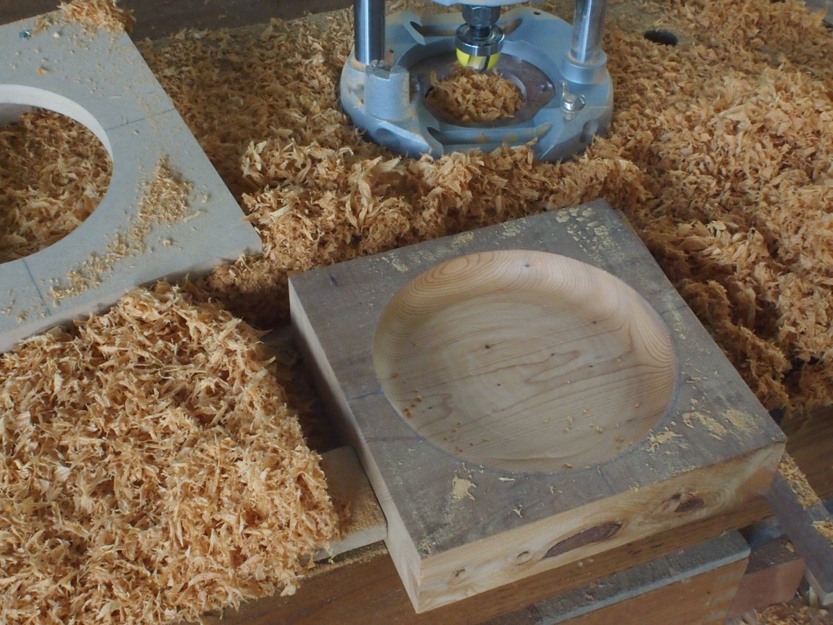 bitmotrouterbit's tweet image. ディッシュビットは、トレーやお盆、お皿の彫り込みなどに適したビットで高い人気を誇ります。
BＴＭＴでは一般的な半径6mmに加え、お客様からリクエストの多かった「小さな丸み」や「ゆるやかな丸み」をラインナップしました。
btmt.jp/SHOP/180506/li…