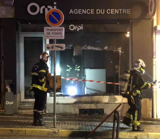Marc Warnod (@marcwarnod) on Twitter photo Rima Hassan doit etre poursuivie pour incitation a la haine contre ORPI , c'est passible de 10 ans de prison ! Toutes les preuves sont lĂ ! <a href="/justice_gouv/">MinistĂšre de la Justice</a> vous attendez quoi; un meurtre ?????
<a href="/RimaHas/">Rima Hassan</a> <a href="/Le_CRIF/">CRIF</a> <a href="/_LICRA_/">Licra</a> <a href="/CNEWS/">CNEWS</a> Rima Hassan doit etre poursuivie pour incitation a la haine contre ORPI , c'est passible de 10 ans de prison ! Toutes les preuves sont lĂ ! <a href="/justice_gouv/">MinistĂšre de la Justice</a> vous attendez quoi; un meurtre ?????
<a href="/RimaHas/">Rima Hassan</a> <a href="/Le_CRIF/">CRIF</a> <a href="/_LICRA_/">Licra</a> <a href="/CNEWS/">CNEWS</a>