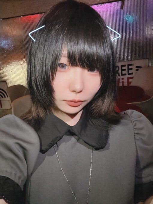LOOP秋葉原メイド&ダーツバーのツイート