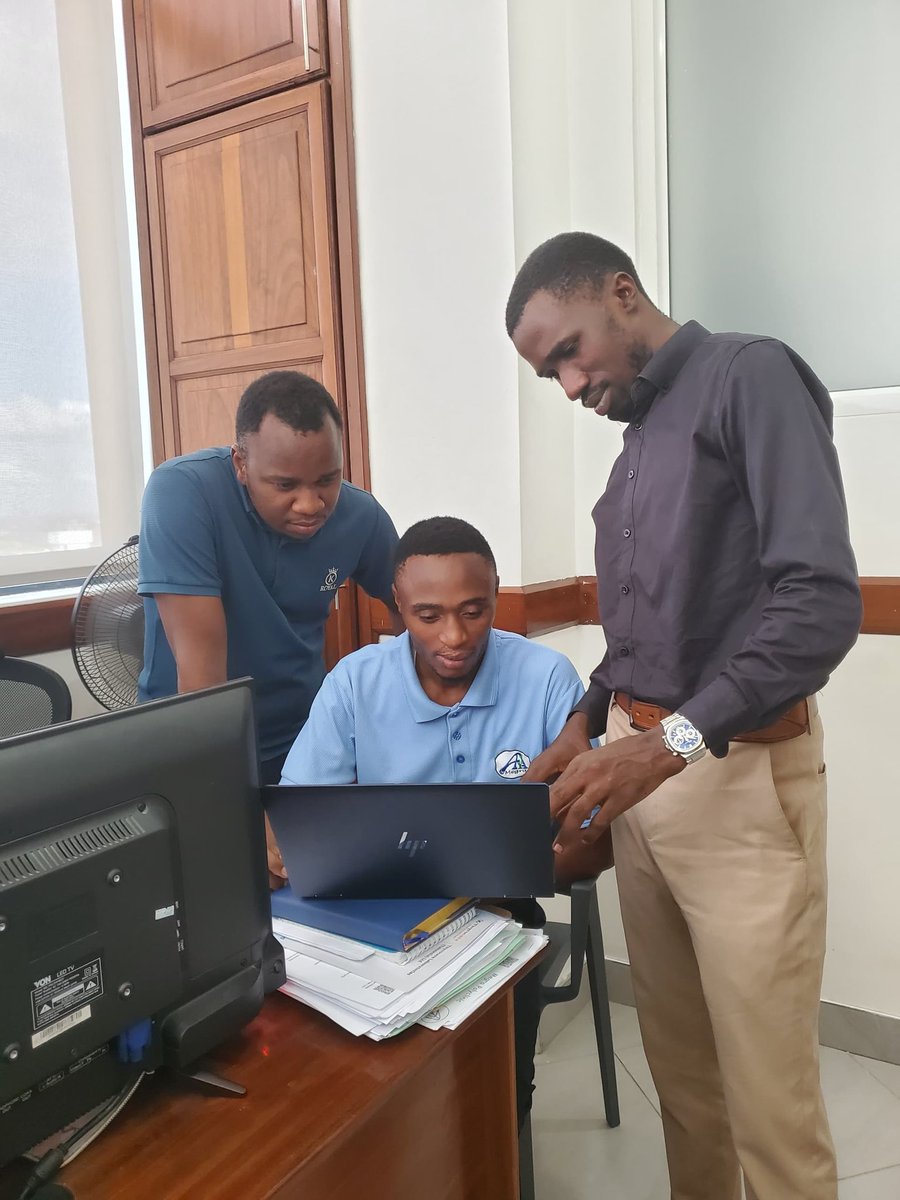anode_kolesya's tweet photo. ON-SITE VISIT UPDATE
Yesterday, we conducted an insightful visit to several healthcare facilities that have already undergone assessments using the SafeCare Healthcare Standards.
#SafeCare #QualityHealthcare #HealthStandards #ContinuousImprovement
@TzHealthSummit
@pharmaccesstz https://t.co/U12Z2uIZhd