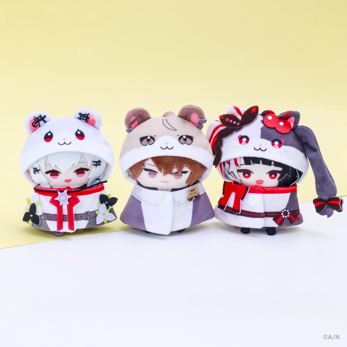 【SMC組 6th Anniversary グッズ紹介③】

エイプリルフールに登場したハムスターたちが再登場！
ラバーキーホルダーとにじぱぺっと用のポンチョをご用意！

商品ページはこちら▼
shop.nijisanji.jp/TAG_661

#にじストア
#SMC組6周年