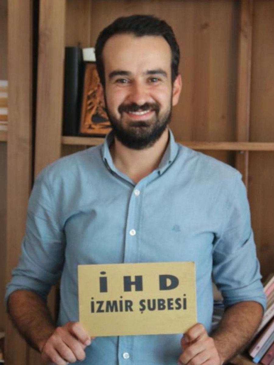 Değerli insan hakları savunucusu arkadaşımız Av. Barış Işık’ın vefatını büyük bir üzüntüyle öğrenmiş bulunmaktayız.

İnsan hakları mücadelesine yaptığı katkılar her zaman saygı ve minnetle anılacaktır.

Ailesine, yakınlarına ve tüm insan hakları camiasına başsağlığı diliyoruz.