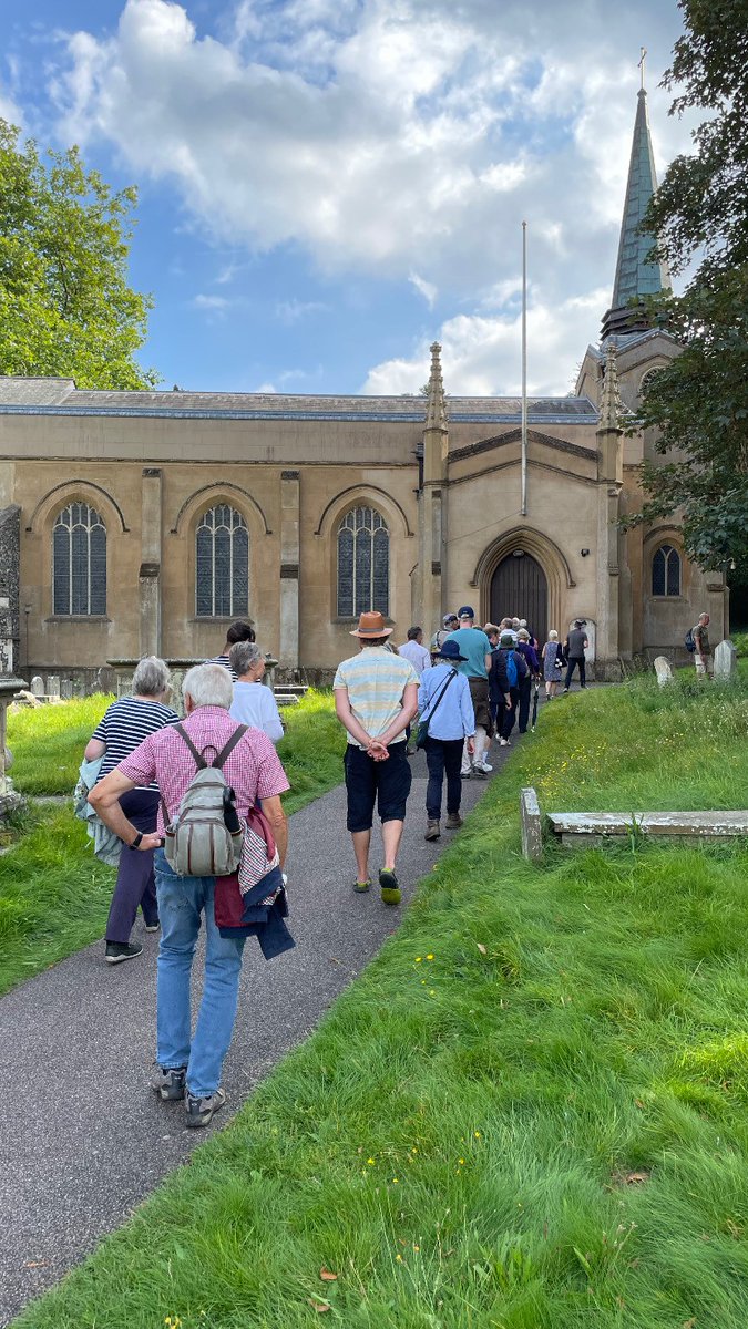⌛️Not long until our Leafy #Lexden guided walking tour on 9th July! 
A picturesque suburb of #Colchester, Lexden is steeped in heritage, interesting architecture and has some fabulous green spaces🌳An event not to be missed! Book online below:
visitcolchester.com/event/leafy-le…
#Essex