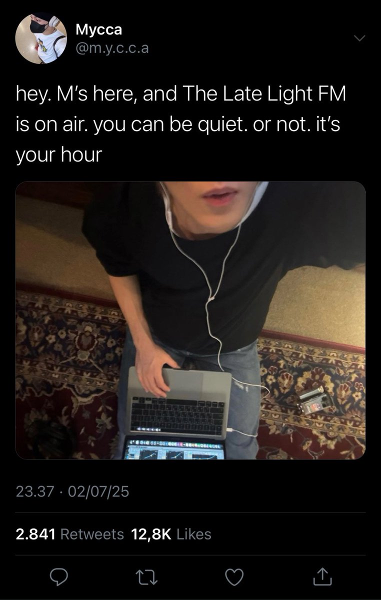 janesfactory's tweet image. The Late Light FM: Things We Don’t Say in Daylight

– Mark Lee few tweets au
by janesfactory