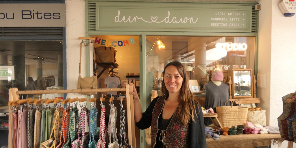 We’re backing local market traders to improve stalls, go eco-friendly &amp; modernise — from gazebos to card readers.

Part of our work to boost the economy &amp; build vibrant, sustainable communities 🌱

🎥 Watch: bit.ly/4esNSlS
🔗 More: bit.ly/44Mdebe