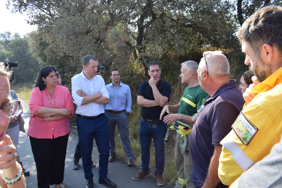 oscarordeig's tweet photo. He visitat la zona zero dels incendis dels darrers dies a les comarques lleidatanes de la Segarra, la Noguera i l’Urgell. Estem al costat de les persones afectades i els alcaldes.

Mobilitzarem els recursos per recuperar al més aviat possible l’activitat del dia a dia. https://t.co/923kDnNeDz
