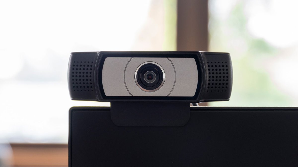 novo_ltd's tweet image. 👀 Feel like your webcam’s watching you? You’re not alone. This little tool could ease your mind.

🔗 bleepingcomputer.com/offer/deals/wo…

#PrivacyMatters #WebcamCover #OnlineSafety