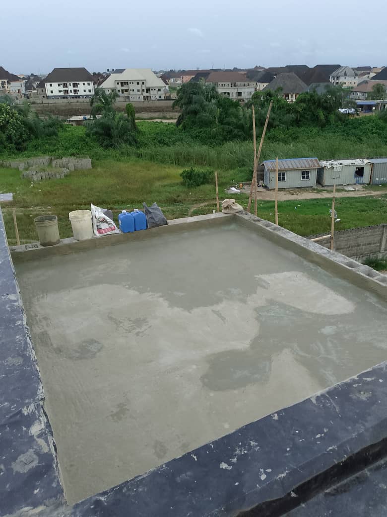 Pedro_Winproof's tweet image. Joint treatment and surface protection of a terrace slab. These kind of protection is very paramount for your structures. Don't wait until you start having water issues before you #waterproof