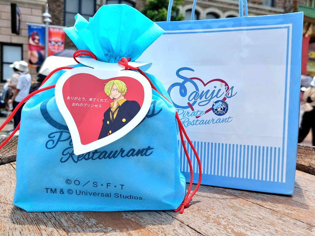 2_t_s's tweet image. 🍽️💙🚬
どえらいおっとこまえ!なサンジくん。📷ん時、「格好良い」て言いまくってしまったw直前、クルーさんと2回も🫶の練習したのに、いざ目の前にすると全ッッ然無理で…石化してたら、サンジくんがスマートに半分差し出してくれてタヒんだ。ほんまそういうとこやでなー(つд⊂)♡今夏も幸せ∞や…👼