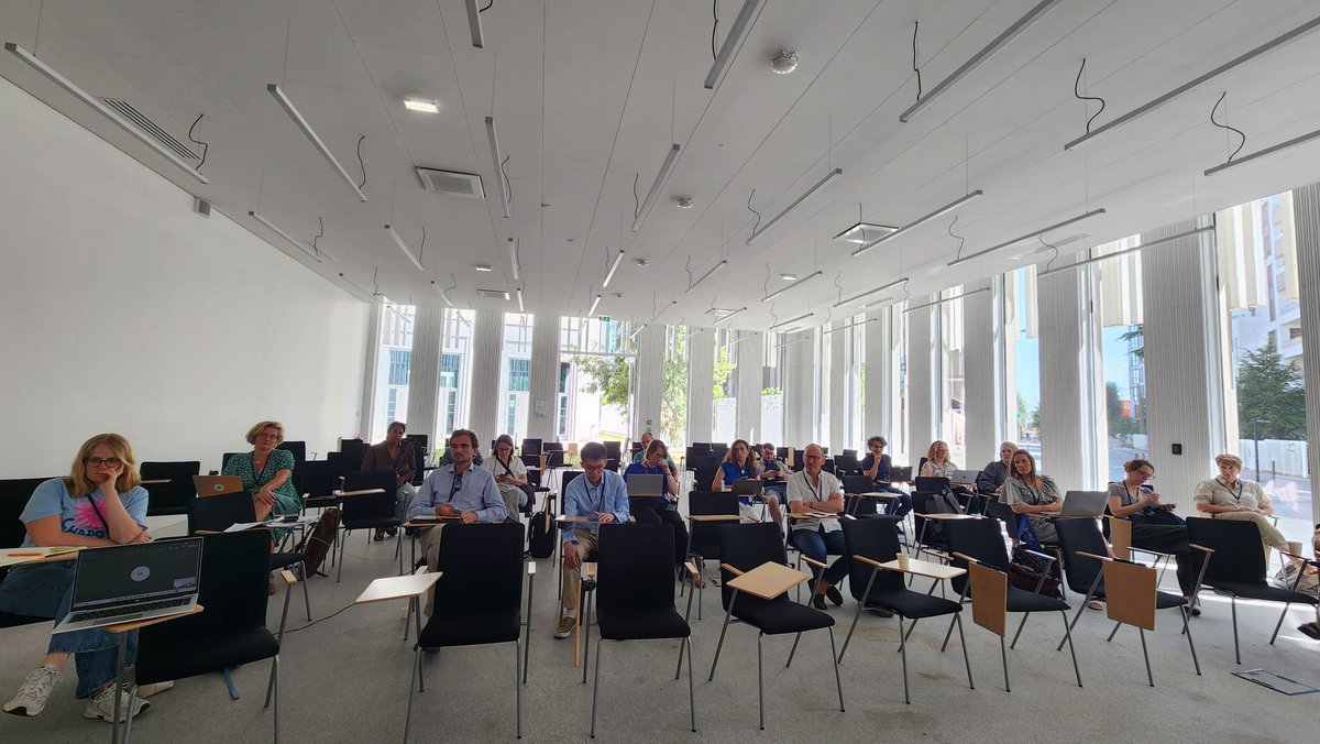 Happening now at #imiscoe2025! A fascinating session reflecting on Data, Access, Politics in Coerced Return Migration in the Global South by <a href="/GapsReturns/">GAPs Return Migration</a>  scholars <a href="/zeynepmencutek/">zeynepmencutek</a> <a href="/SBarthoma/">Soner Barthoma</a> <a href="/elagokalparas/">N. Ela Gokalp Aras</a> <a href="/bahadirdincer/">Osman Bahadır Dinçer</a> <a href="/MSNIMER/">Maissam Nimer</a> , Marieke van Houte, Nora Stel