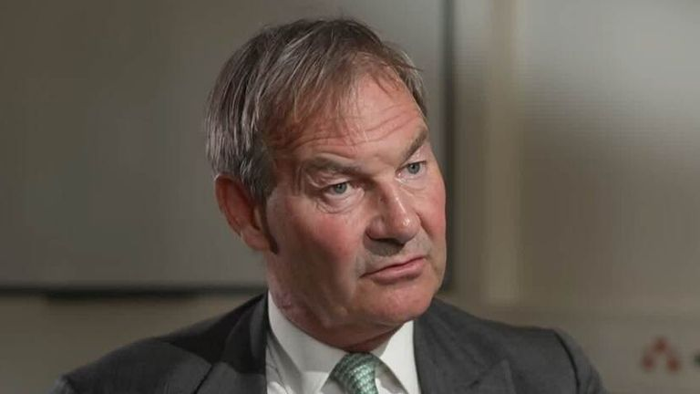 🚨TOMMY ROBINSON SAYS RUPERT LOWE IS 'LITERALLY THE ONLY MP FIGHTING FOR THE BRITISH PEOPLE'

Do you agree with Tommy?