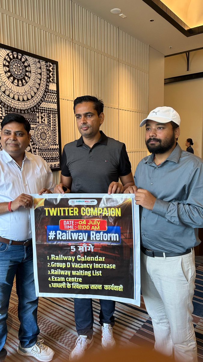 RYPofficial's tweet image. 📢 रेलवे उम्मीदवारों की आवाज़ बनिए!
🗓️ 04 जुलाई | 🕚 सुबह 11 बजे
🚆 ट्विटर पर जुड़िए #Railway_Reform कैंपेन से
अबकी बार चुप नहीं बैठेंगे — हक़ की बात है लड़ाई जीत कर रहेंगे! ✊🔥