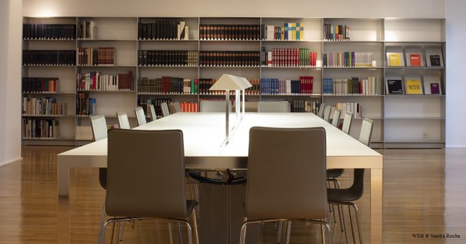 BiblioGulbenkian (@bibgulbenkian) on Twitter photo 📌La <a href="/BibGulbenkian/">BiblioGulbenkian</a> sera fermée du 7 au 18 juillet 2025 pour travaux.
Un service de prêt selon le principe du "click & collect" sera assuré aux jours et horaires habituels, à l’exception du lundi 14 juillet.
Vous pouvez nous contacter par mail: bibliotheque@gulbenkian-paris.org 📌La <a href="/BibGulbenkian/">BiblioGulbenkian</a> sera fermée du 7 au 18 juillet 2025 pour travaux.
Un service de prêt selon le principe du "click & collect" sera assuré aux jours et horaires habituels, à l’exception du lundi 14 juillet.
Vous pouvez nous contacter par mail: bibliotheque@gulbenkian-paris.org