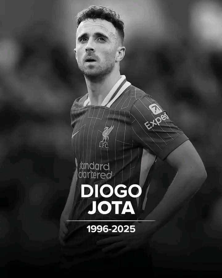 Poptrait's tweet image. ไม่เคยคิดว่าจะต้องมาเจอข่าวนักฟุตบอลทีมที่เชียร์เสียชีวิตในช่วงกำลังค้าแข้งแบบนี้ นี่คือนักเตะตัวอย่างที่ดีมาก รู้สึกช๊อคและดิ่งมากๆและขอบคุณทุกความสุขที่มอบให้

นักเตะที่ย้ายมาร่วมทีมปี 2020
สวมเสื้อหมายเลข 20
ร่วมคว้าแชมป์ลีกสูงสุดกับลิเวอร์พูลสมัยที่ 20
Diogo Jota
#YNWA #RIP