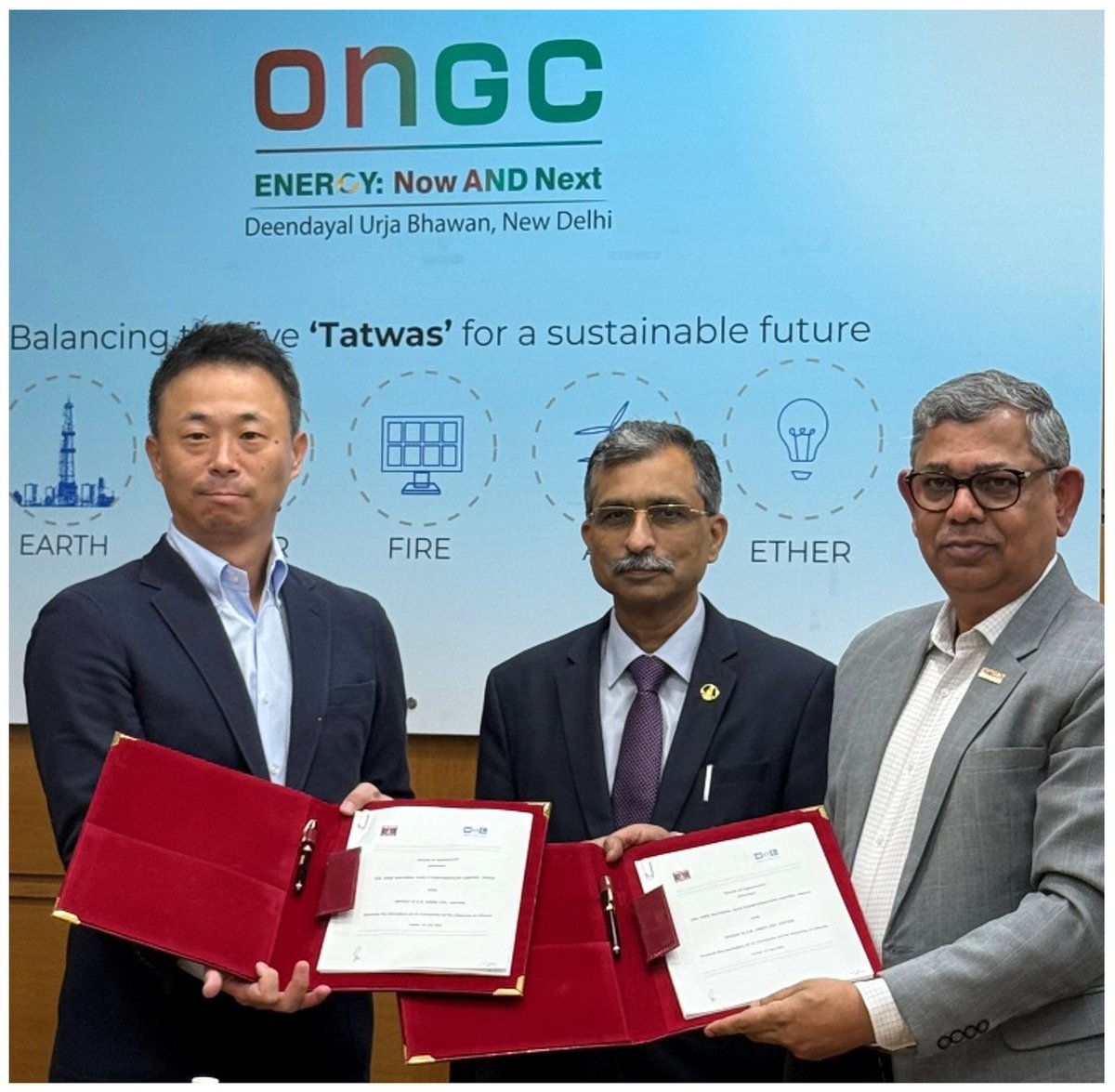 ONGC_'s tweet photo. In a landmark move, #ONGC has signed a Heads of Agreement with Japan’s Mitsui O.S.K. Lines Ltd. (MOL) on 3 July 2025 to build, own, and operate two Very Large Ethane Carriers (VLECs), redefining how #India powers its #petrochemical future.
These mega vessels will deliver imported ethane to ONGC Petro Additions Limited (@OpalIndiaIn), ensuring a steady, self-reliant supply of feedstock for cutting-edge petrochemical production.
This global partnership marks a bold step in ONGC’s downstream expansion, combining innovation, scale, and energy security like never before.
This isn’t just a collaboration. It’s ONGC charting the course for the next era of #energy.

#EnergyNowAndNext #YouAreEnergy 
#MakeInIndia