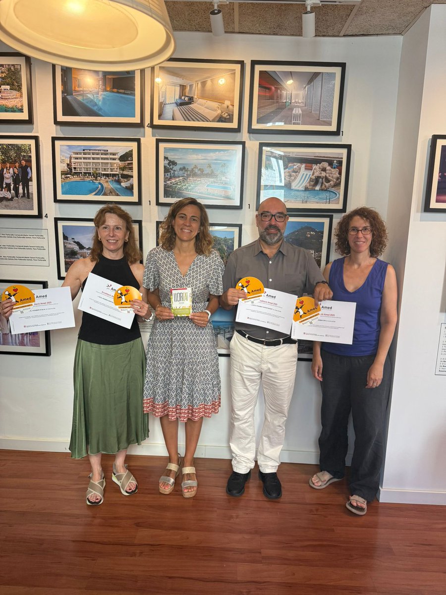 🎖 Aquesta setmana hem entregat les acreditacions d’AMED als establiments de restauració en allotjaments per part de l’Agència de la Salut Pública de Catalunya en Alimentació Mediterrània.

🙌🏼 Gràcies per promoure un estil de vida basat en aliments frescs, variats i gaudir de