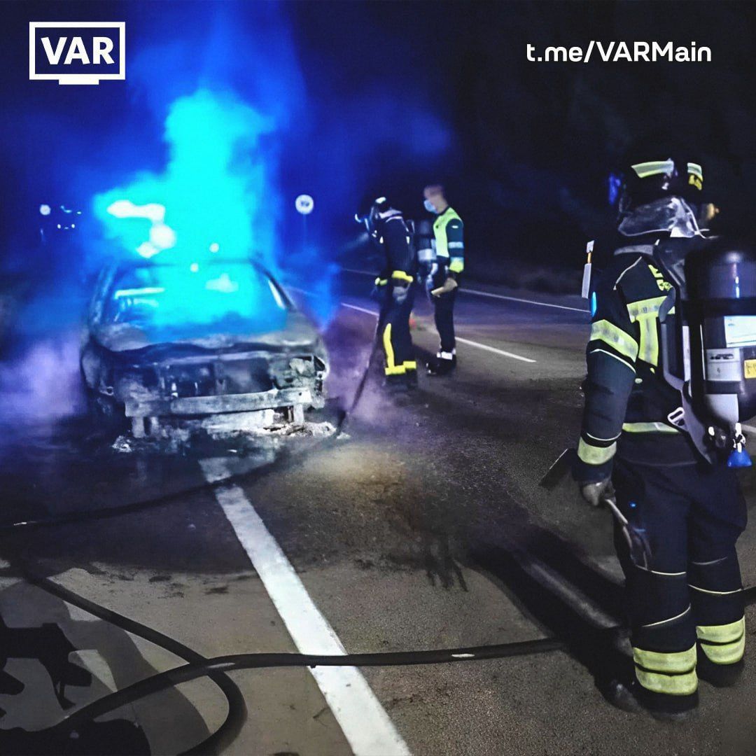 BBC Sport is reporting the Guardia Civil state that  Diogo Jota and his brother died at about 00:30 local time on Thursday.
Local authorities say their car, a Lamborghini, left the road due to a tyre blow-out while overtaking another vehicle and then caught fire.
Cc <a href="/garyalsmith/">Gary Al-Smith</a>