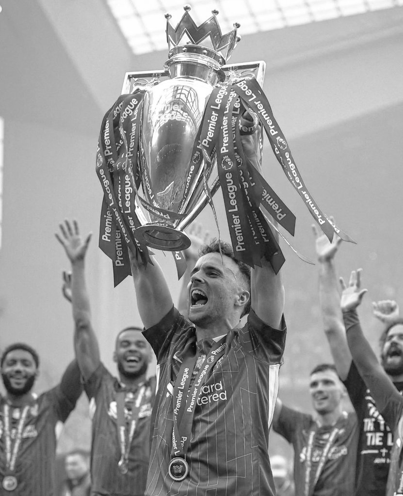 LFCKolhapur's tweet photo. We are deeply shocked and saddened at the tragic passing of Diogo Jota and his brother, Andre Silva.

Our thoughts and heartfelt condolences are with their family, loved ones, and Diogo's teammates and friends at Liverpool FC.

#LFC #OLSCFamily #LFCINDIA #LFCFamily 💔 https://t.co/qPRdzWtHOQ